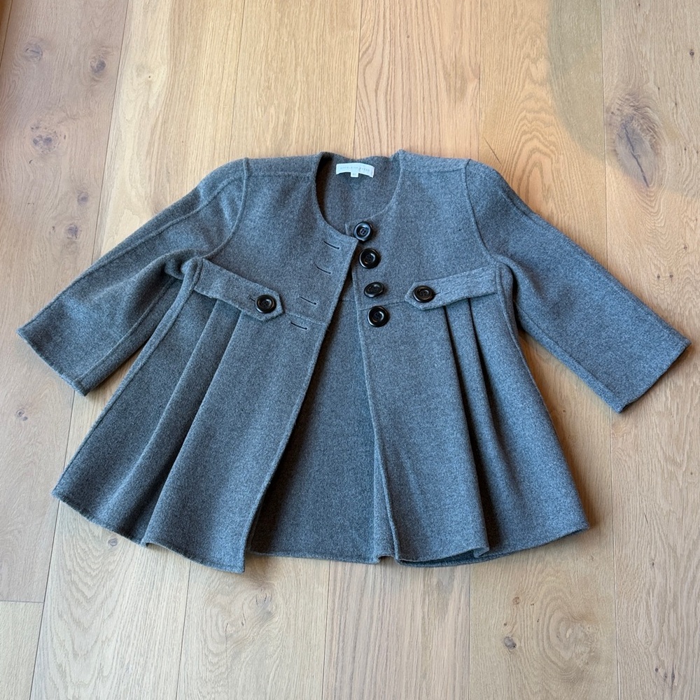 Elegant Women's Gray Cape Coat